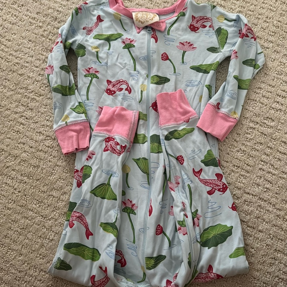 The Beaufort Bonnet koi pjs